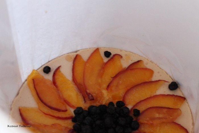 Торт чернично-персиковое суфле