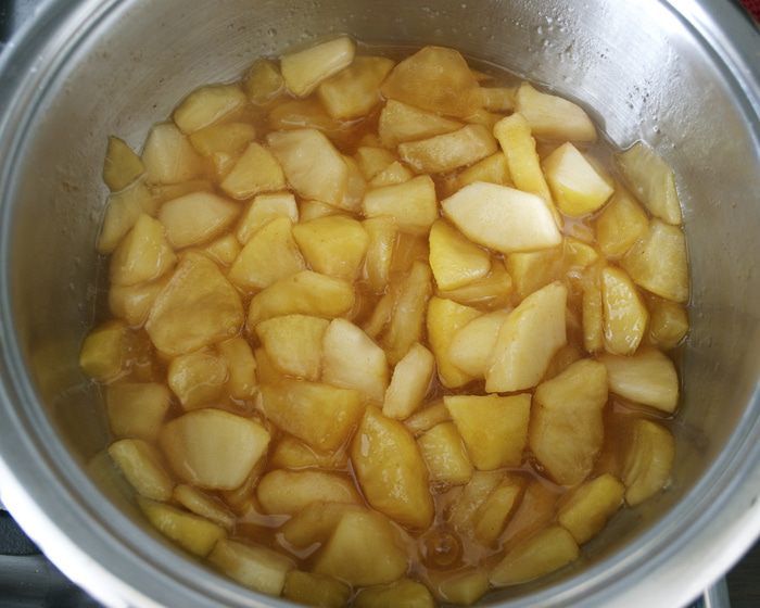 Яблочный пирог по-польски