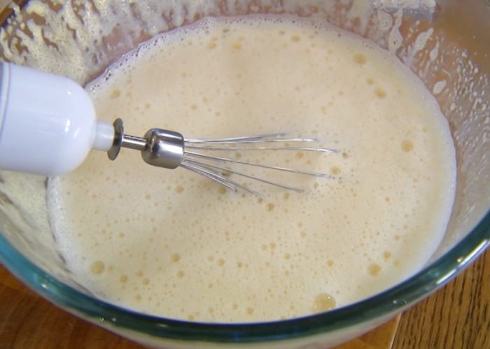 Мороженое с карамелизированными абрикосами