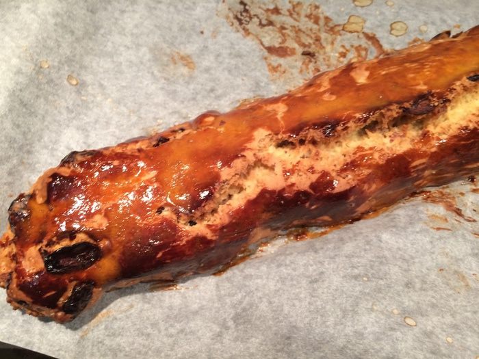 Кантучини с миндалем и вяленой вишней