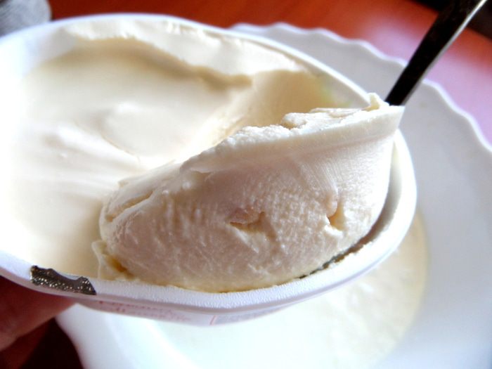 Разноцветное молочно-ягодное желе