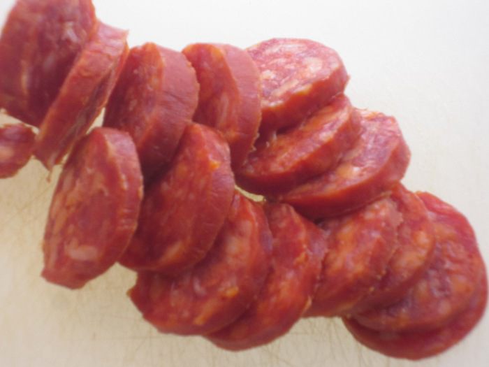 Фриттата с картофелем, мидиями и чоризо 