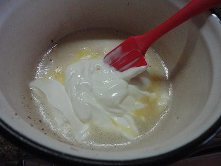 Картофель с мясом и капустой