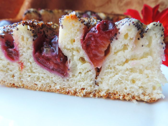 Сливовый пирог с маковой заливкой &amp;quot;Искушение&amp;quot;