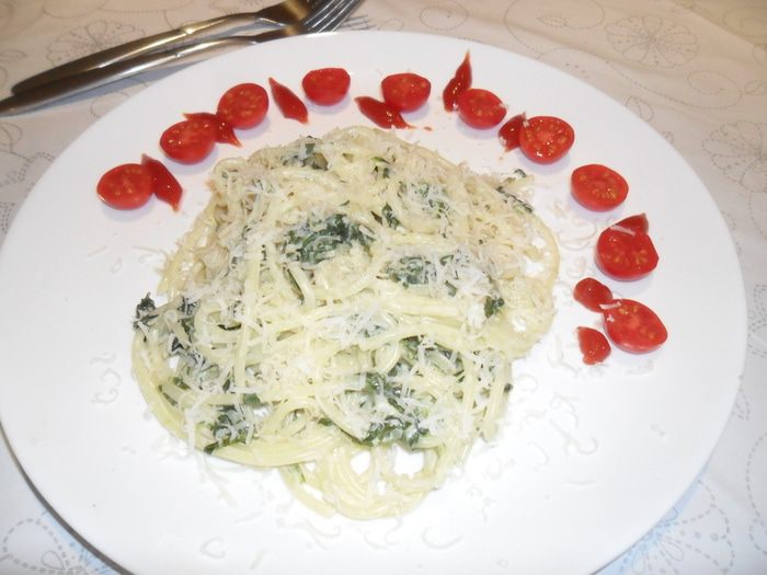 Паста со шпинатом и сыром филадельфия
