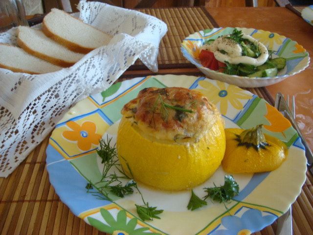 Фаршированные круглые кабачки 