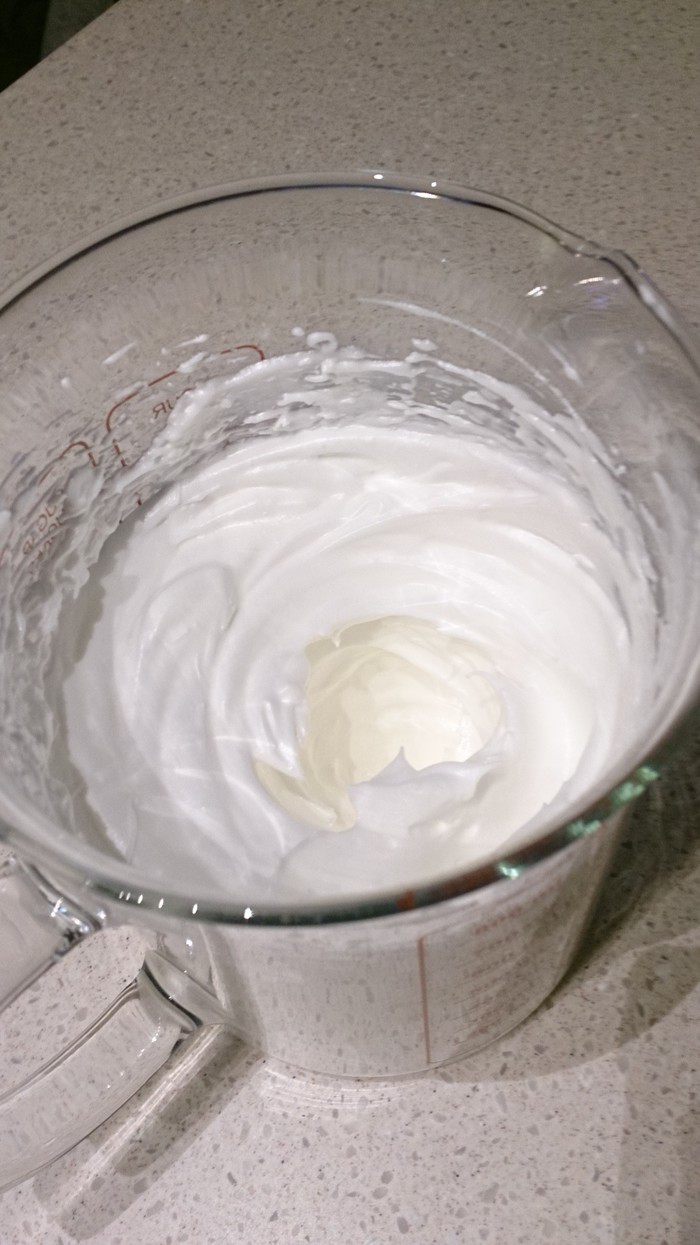 Тарт с клубничным муссом и желе 