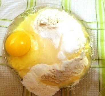 Розовые блинчики с грейпфрутом