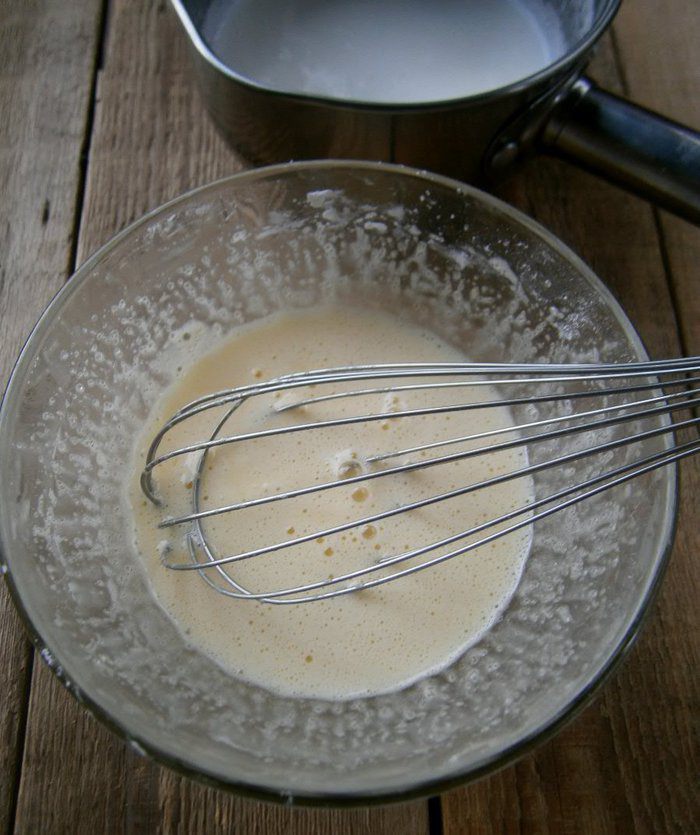 Булочки с заварным кремом и персиком