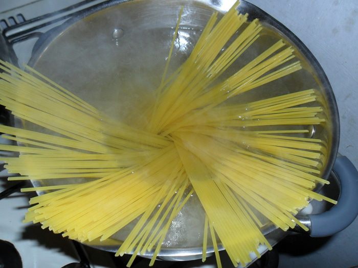 Паста со шпинатом и сыром филадельфия