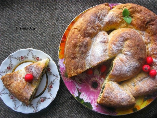 Сдобная &amp;quot;Улитка&amp;quot; с щавелем