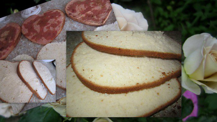 Два бисквита.