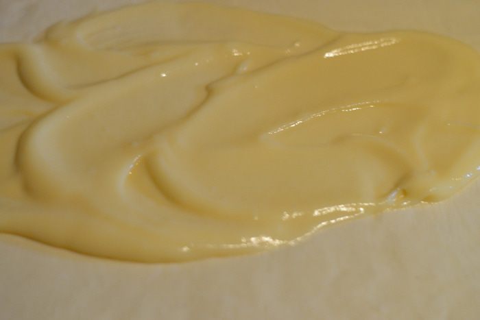 Изумительные ванильные французские булочки (Pain aux raisins)