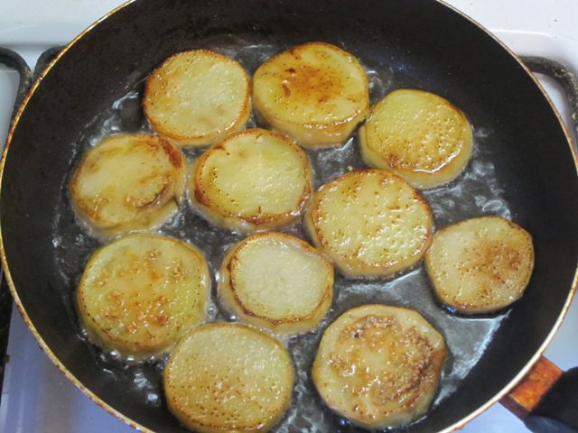 Салат из баклажанов с сыром