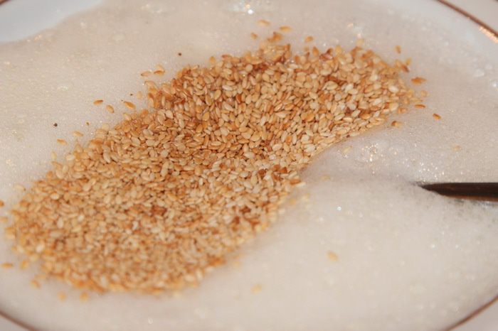 Овощной суп с белково-кунжутным омлетом