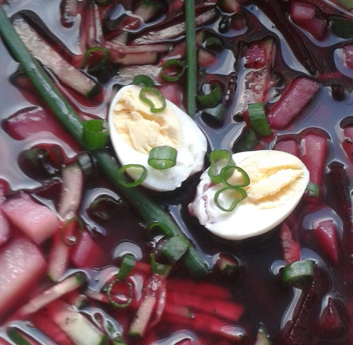 Холодный суп на свекольном квасе