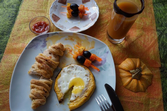 Завтрак в красках Хеллоуин