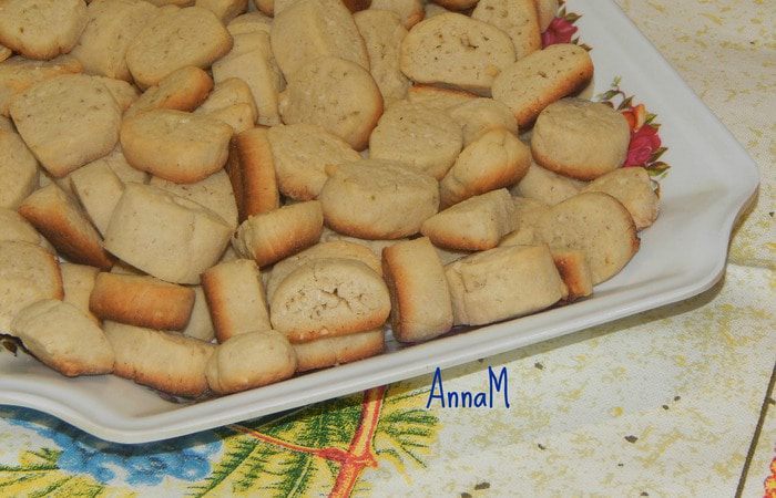 Феккас с кунжутом и анисом