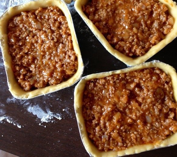 Австралийский мясной пирог (Australian meat pie)