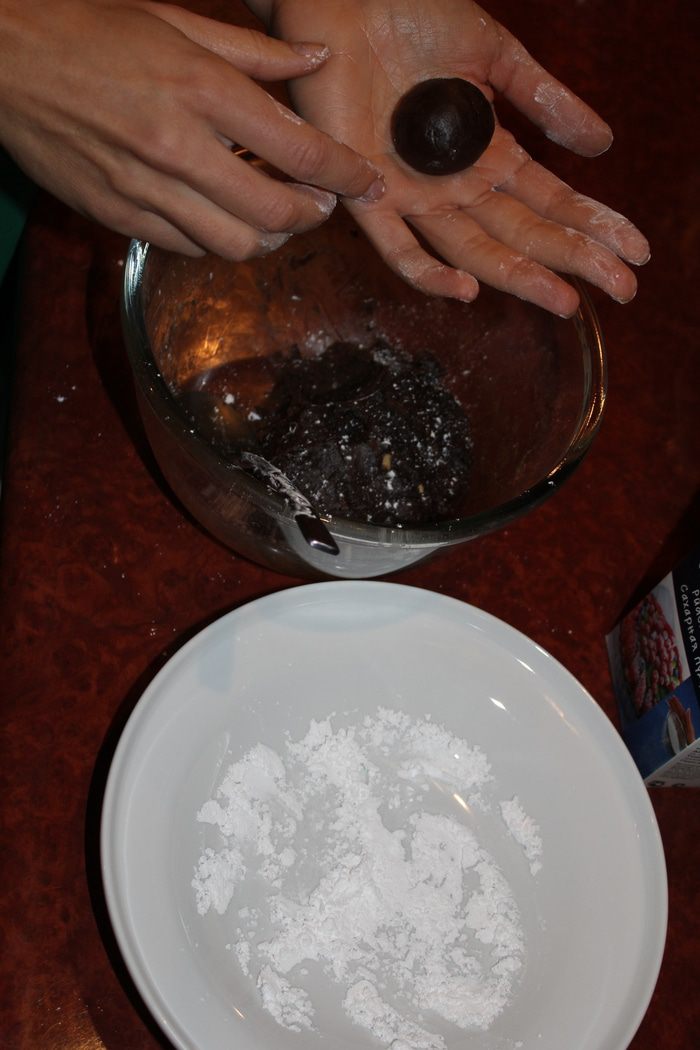 Шоколадные пряники с трещинками