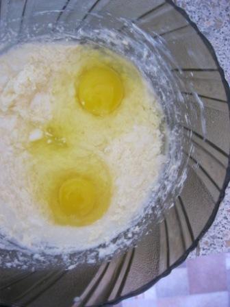 Пирог-перевертыш с черносливом