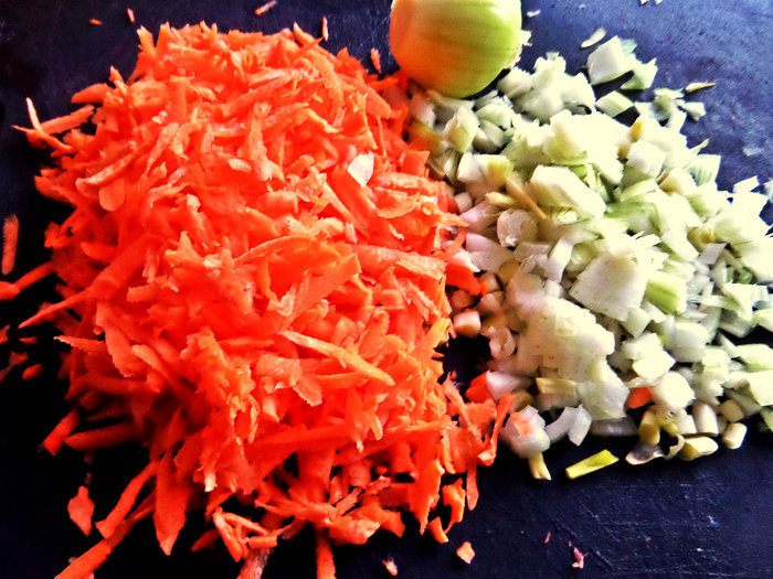 Фрикадельки в моркови