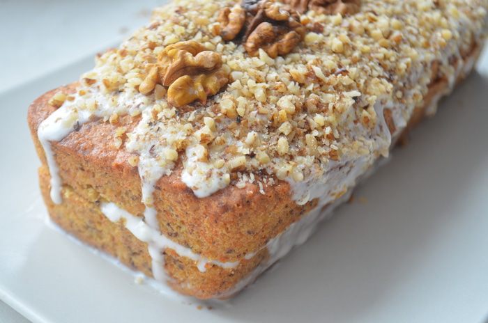 Морковный кекс со сметанно-лимонной пропиткой