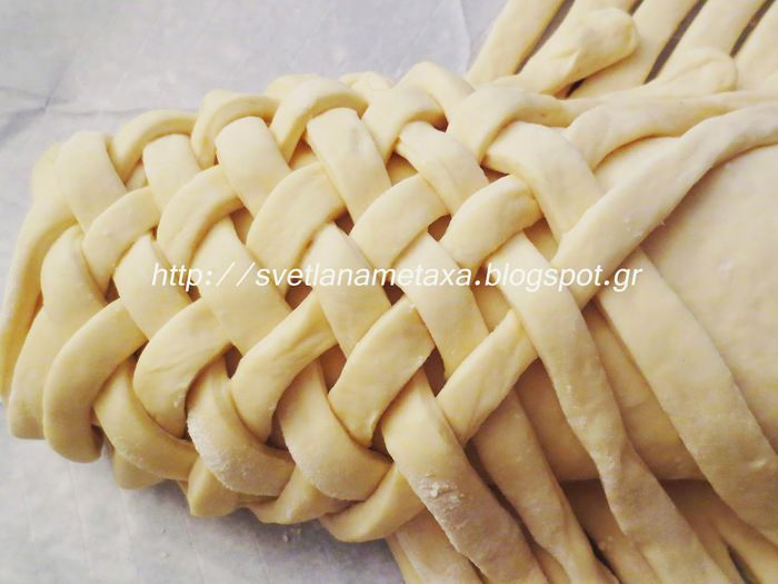 Пирог &amp;quot;Плетенка&amp;quot; с начинкой из яблок и изюма