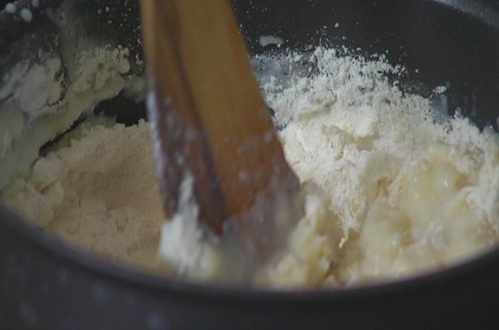 Эклеры с начинкой из творога и зелени