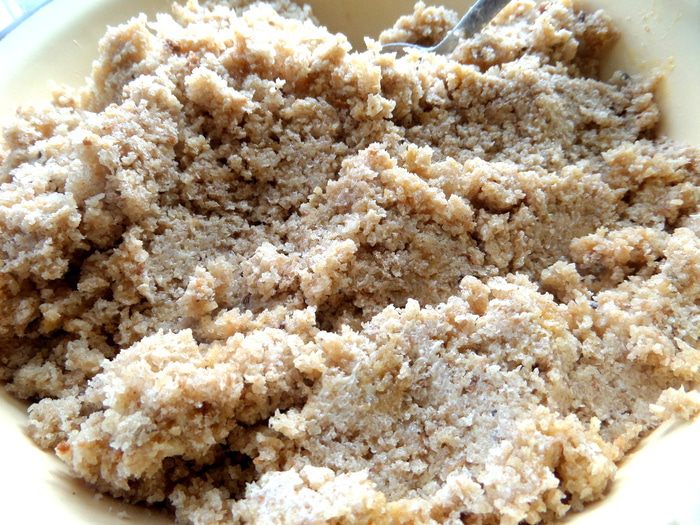 Хлебные корзиночки с паштетом из печени и сыра