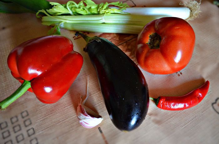 Мильфей с мясом, гречкой и овощами