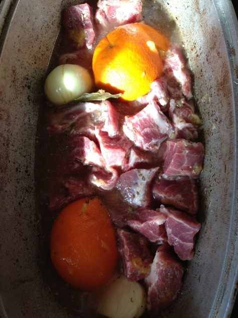 Свинина Карнитас