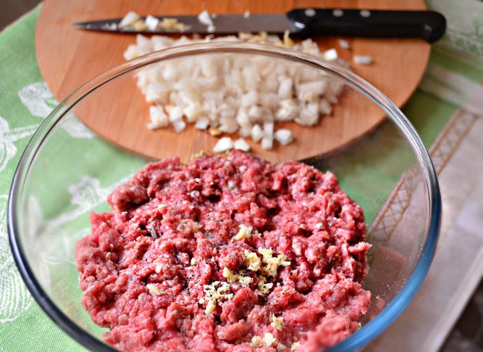 Чевапчичи, черногорские мясные колбаски