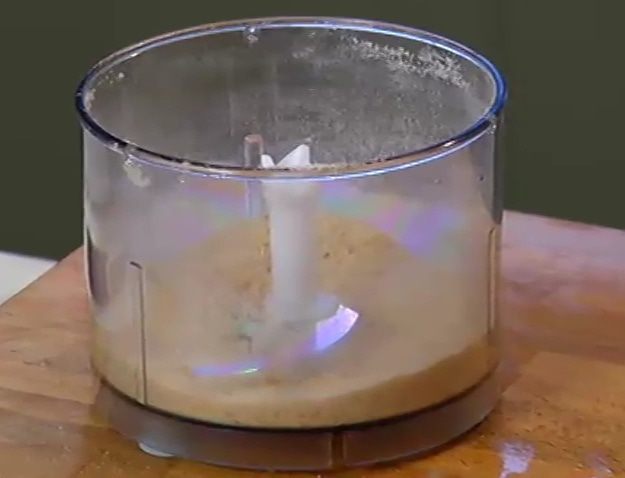 Картофельные мини-сэндвичи с котлеткой из ягнятины 