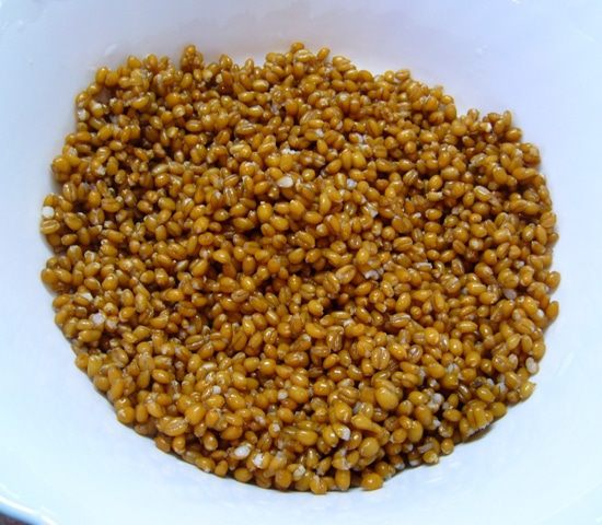 Зерна пшеницы в сиропе