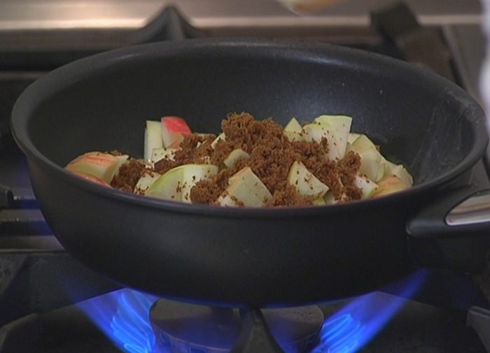 Мини-пирожки с яблоками 