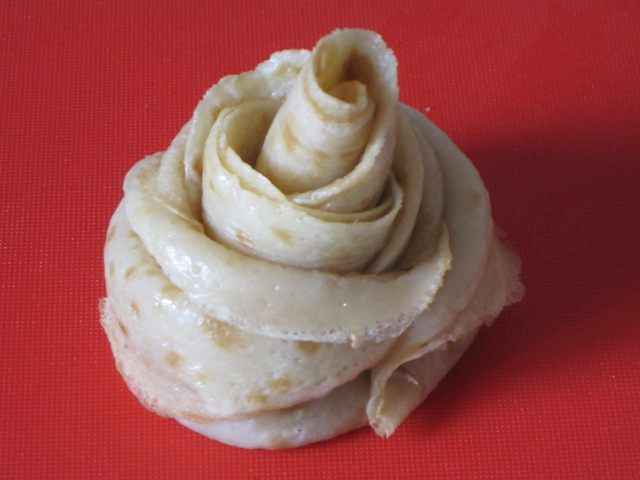 &amp;quot;Розочки&amp;quot; из блинчиков