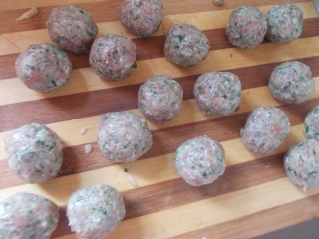 Печеные овощи с мясными тефтелями