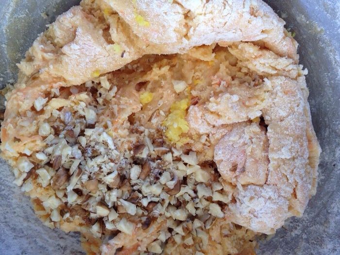 Морковно-ореховое печенье с трещинками