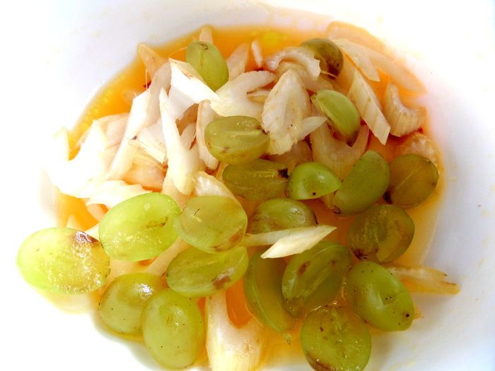 Пикантный фруктово-ягодный салат (для Сабины)