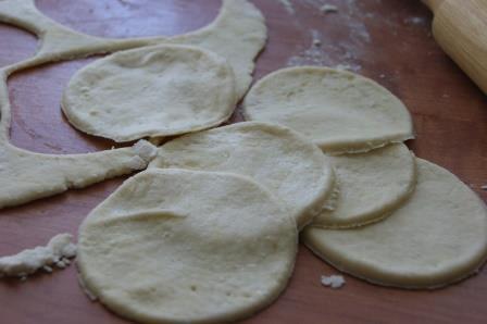 Творожное печенье с корицей