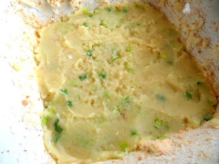 Картофельная запеканка с сельдереем и фаршем