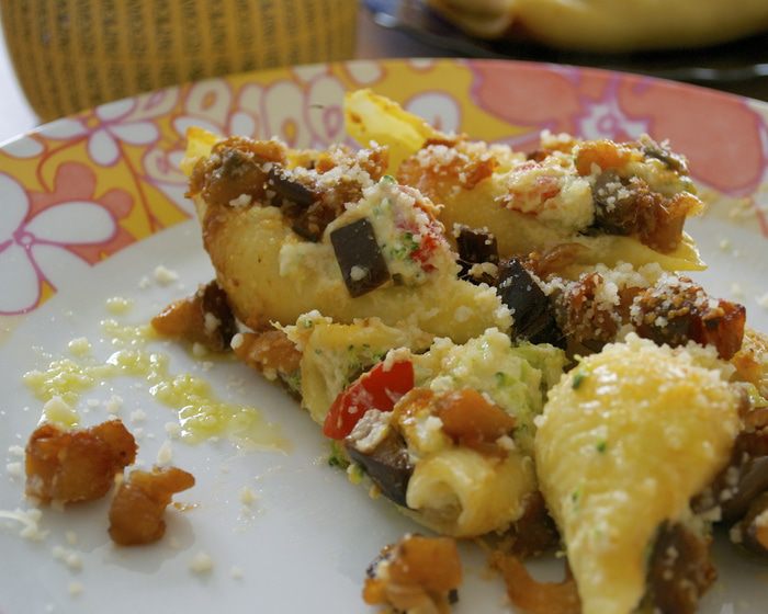 Ракушечная паста с соусом Капоната