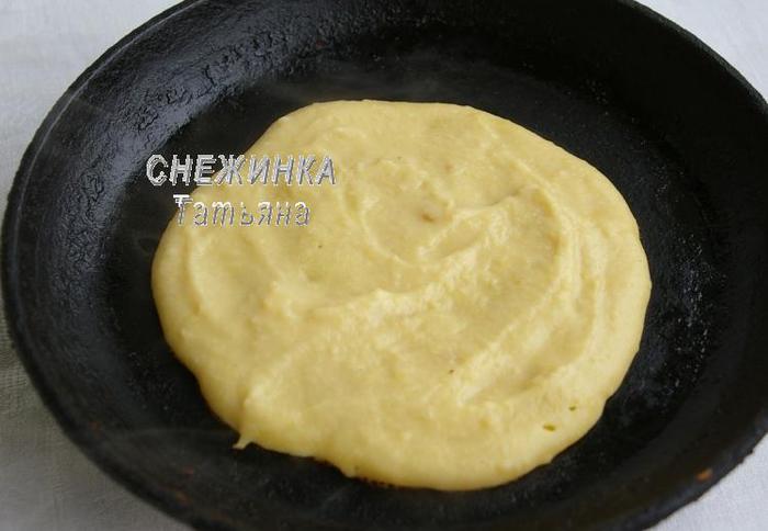 Блины гороховые с луковым конфитюром