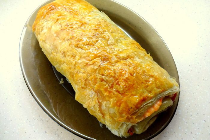 Рулет с форелью