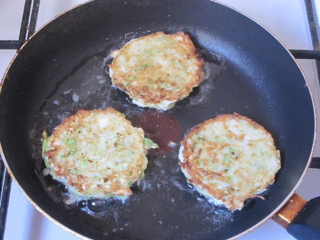 Оладьи капустные