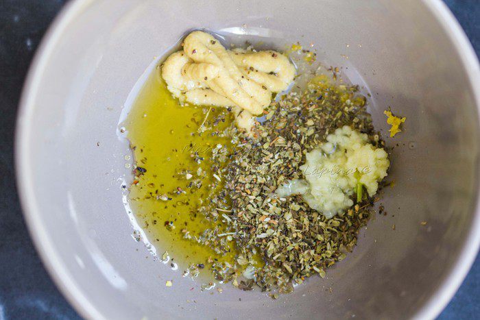 Лимонно-горчичные куриные шашлычки с рулетиками из цукини