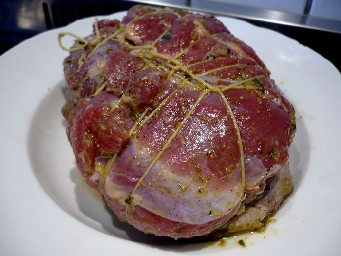 Жаркое из барашка с грушами и петрушкой