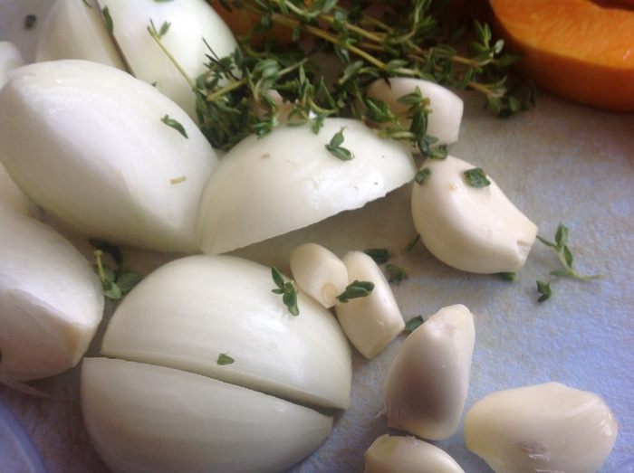 Свинина с тыквой и пряными травами