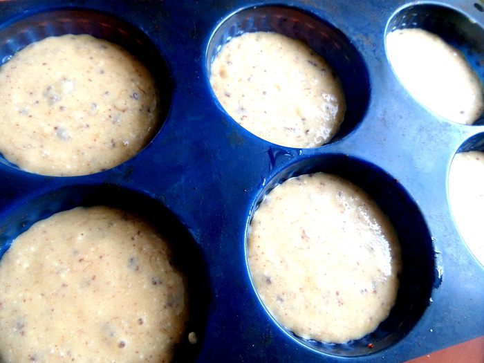 Кексы-маннички с творогом и бананом